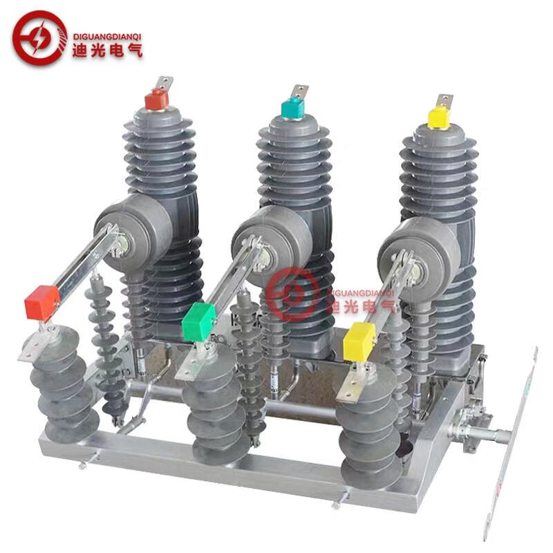 24V outdoor high voltage vacuum circuit breaker ZW32-24630A intelligent manual with isolation 35kv pole switch 3P 630A