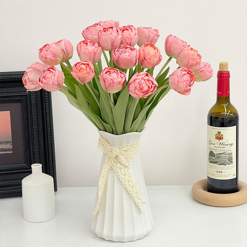 Fan Yejia's light luxury tulip simulation bouquet 7 fake flower decorations living room home decoration floral New Year table decorations