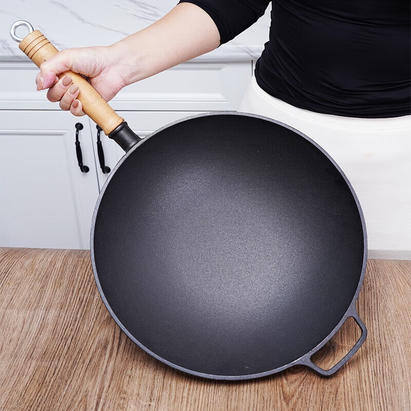 Old-fashioned thickened cast iron wok, uncoated, healthy and durable, traditional craft wood-fired gas concave induction cooker, universal 32CM household wok