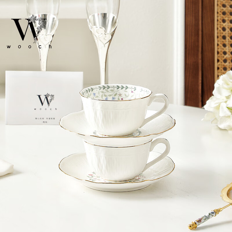 WOOCH Lucky Garden Pair of Cups and Saucers Gift Box with High-Looking Coffee Cup Wedding Gift for Couple's Housewarming and Birthday Souvenir