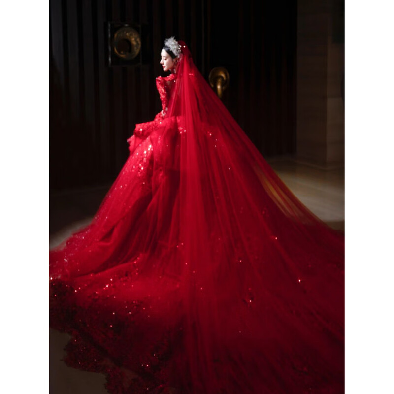 Wei Lian Meng Lan Red Main Wedding Dress 2025 New Bride V-Neck Outer Veil Large Trailing Heavy Industry Small Long Sleeve Trailing (veil glove support) L