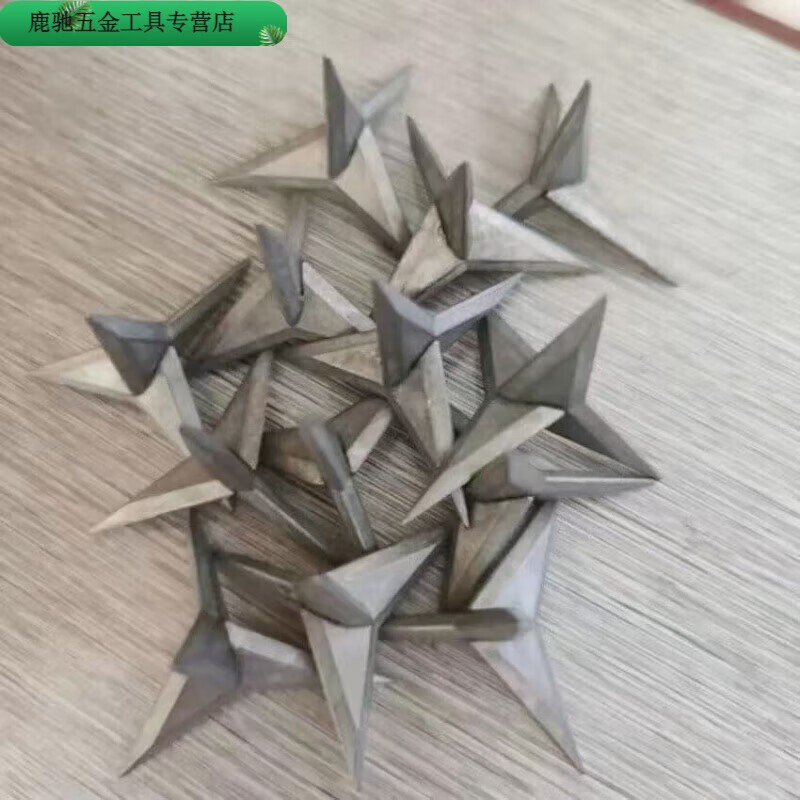Fengxi shipped confidentially, Tribulus square nails, large round nails, triangular spikes, three-prong shoe repair nails, 40 triangular nails (total height 2.5 cm)
