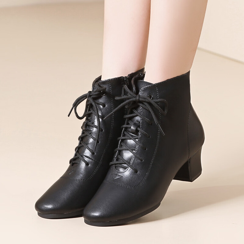 Tesili's autumn and winter square dance shoes, modern dance shoes, mid-heeled Latin dance shoes, cowhide mother's shoes, short boots, black plus velvet