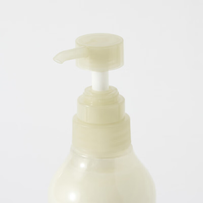 MUJI rice bran fermented strong and volumizing conditioner, white sandalwood scent 400ml
