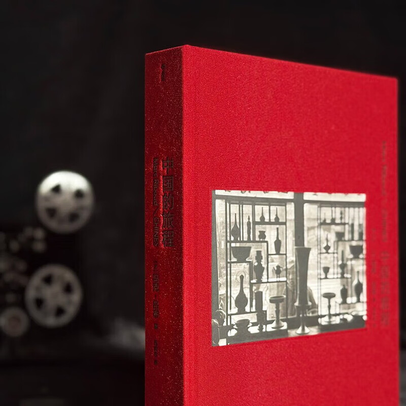 The journey of China. The complex and poetic daily life of ordinary Chinese. Marc Ribu captured classic moments for China.