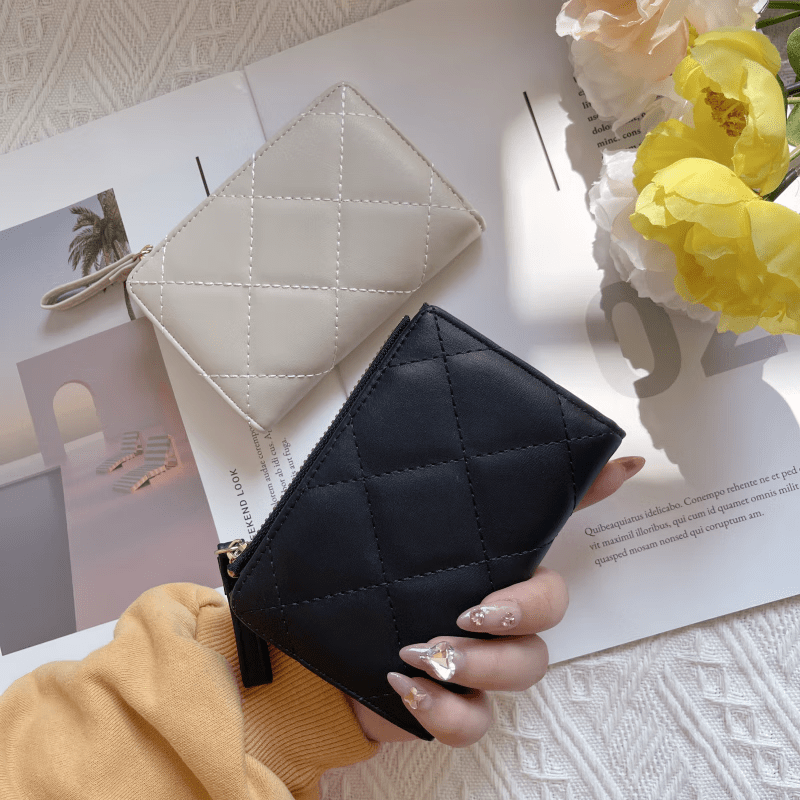 Kangaroo European and American small fragrance style wallet for women, simple embroidered zipper clutch, multiple card slots, versatile buckle short wallet, blue