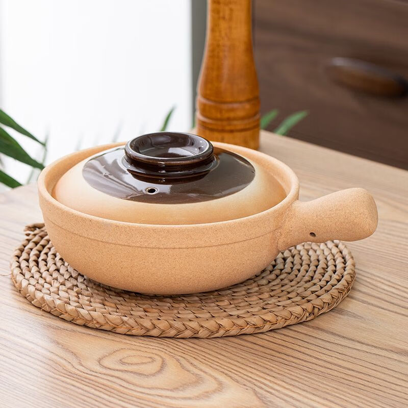 Hanbao casserole single handle unglazed old-fashioned clay pot rice casserole for one person traditional household clay pot with handle medium size factory price direct sales 1.6L
