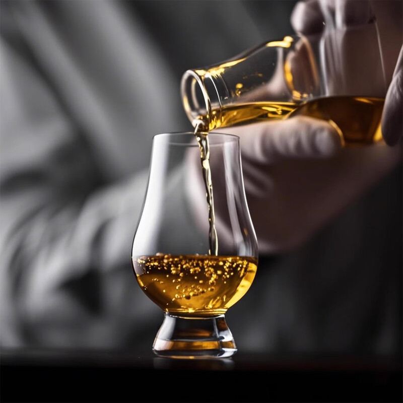 Glencairn imported crystal whiskey glass Glencairn cup professional tasting tulip smelling cup classic whiskey cup 190ml single pack