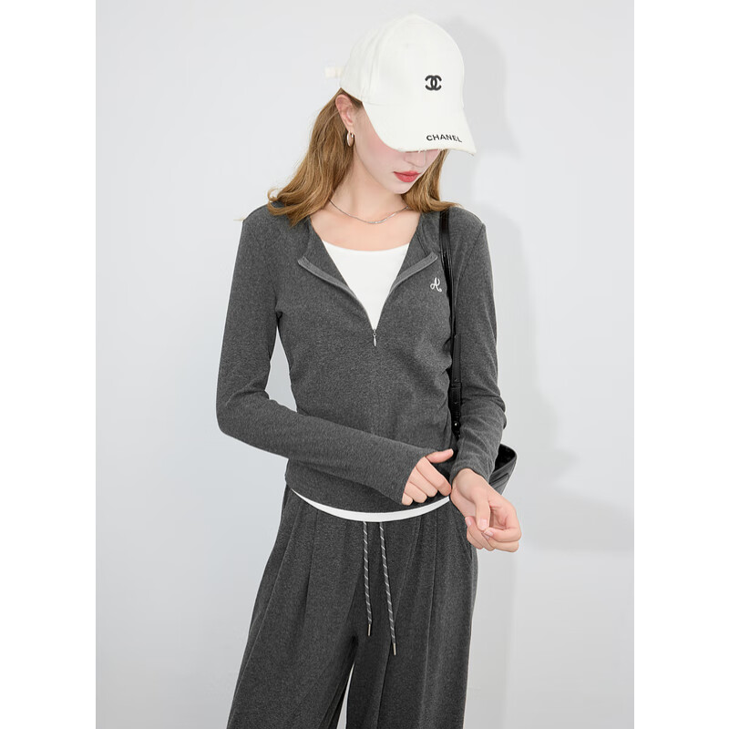 Sancai 2025 autumn new two-piece casual suit fake two-piece embroidered pullover straight pants simple M