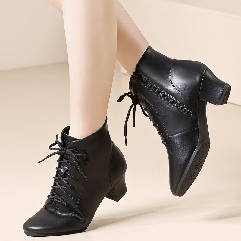 Tesili's autumn and winter square dance shoes, modern dance shoes, mid-heeled Latin dance shoes, cowhide mother's shoes, short boots, black plus velvet