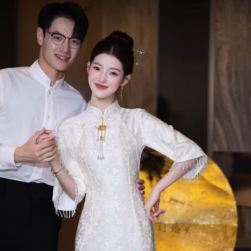 Cloth-style Chinese cheongsam toasting dress bride long-sleeved autumn and winter outing dress engagement dress white tassels off-white L
