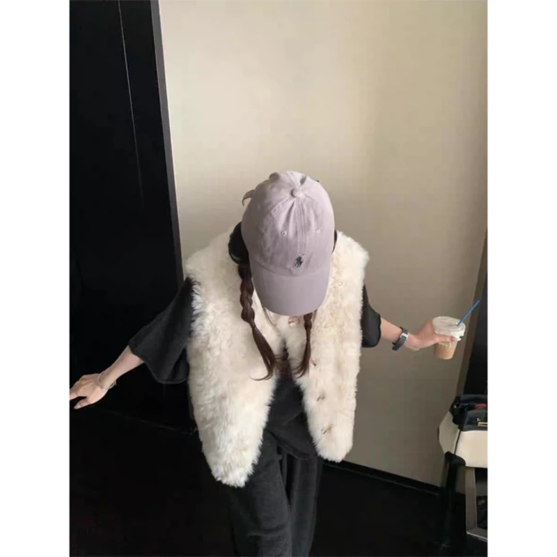 Yipinyuan Eco-Friendly Fur Vest Jacket Women's 2025 Autumn and Winter New Thickened Warm Fur One-Sleeveless Vest Vest White One Size (90-125 Jin)