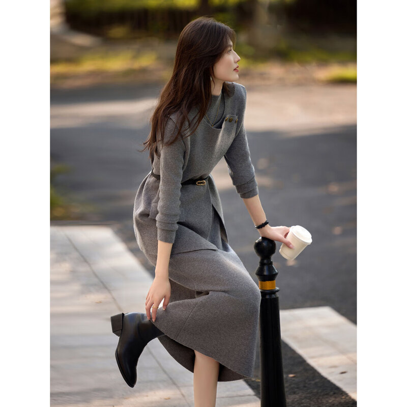 Awakening Paradise Winter Temperament Irregular Vest Bottoming Shirt Skirt Three-piece Fashion Commuting Suit Women Gray One Size