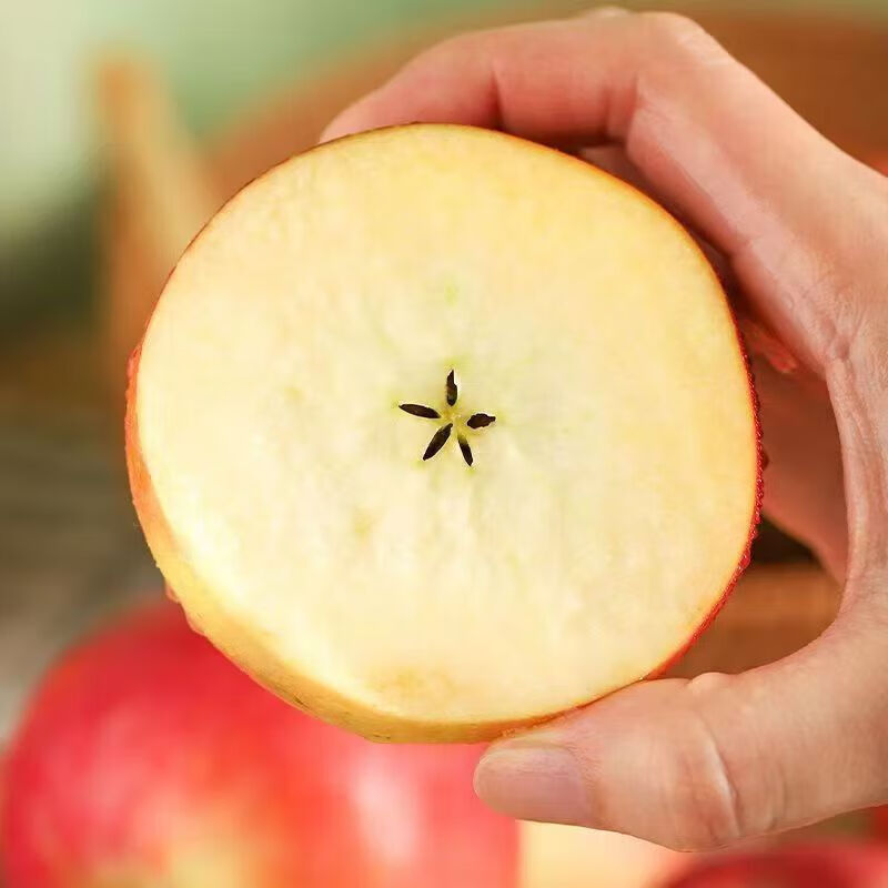 Xinjiang Aksu apples, Hongqipo Team 6, shipped from Shenyang warehouse, about 2 kilograms in box, 1.7 kilograms of net fruit