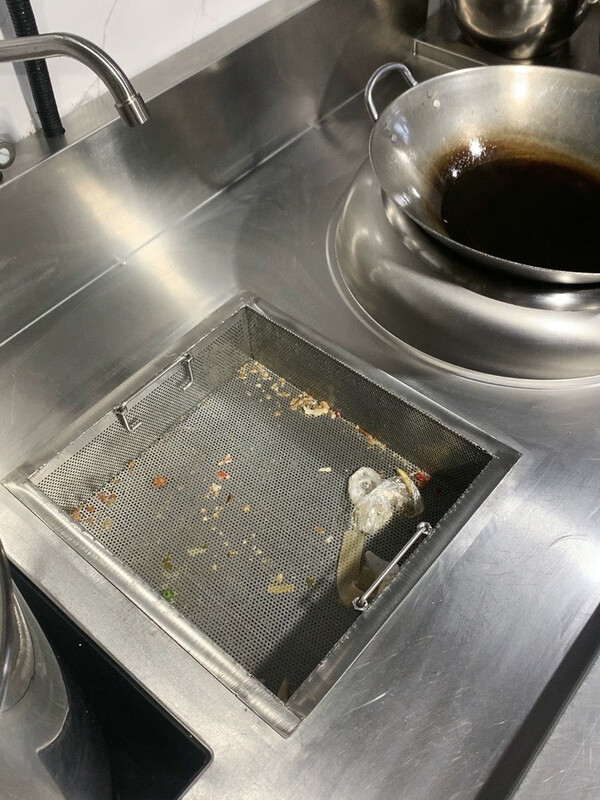 Wen Yijia stainless steel filter basket dishwashing pool filter residue oil barrier blue filter basket storage rack filter length 20 width 20 height 15 3 mm pore size (excluding edges) 1