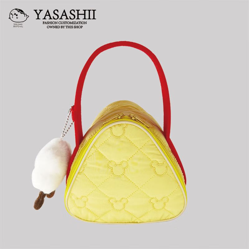 It just so happens that the mini cloud insulation bag is a portable breakfast insulation bag for students and children, a rice ball bag, a portable lunch bag, a large yellow bag with small clouds