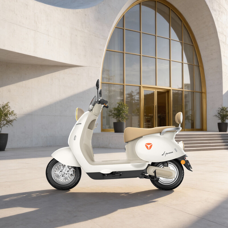 Yadi Electric Motorcycle Guanneng Muguang Electric Motorcycle Graphene Lead-Acid Battery Long-Endurance Electric Motorcycle Commuting Men and Women Fashionable and Cute Smart Electric Motorcycle Pearlescent Porcelain White