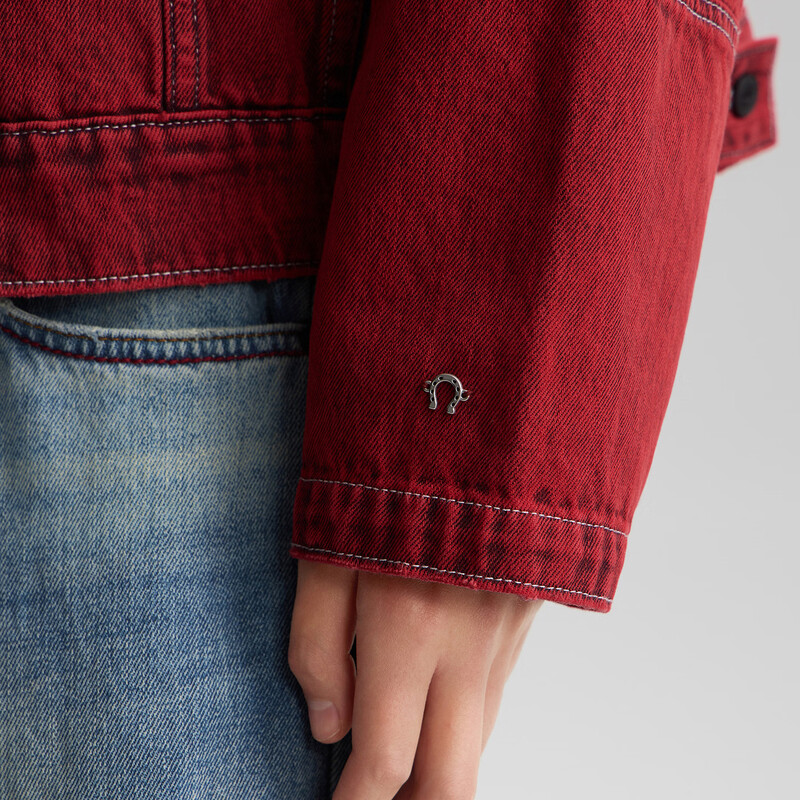 Lee shopping mall style 26 loose version horseshoe rivet design Year of the Horse New Year limited stand collar knight jacket for women