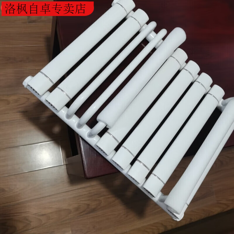 Qinkai aluminum composite small basket bathroom radiator household water floor heating radiator wall-mounted bathroom 400 center distance 600 high 7+4