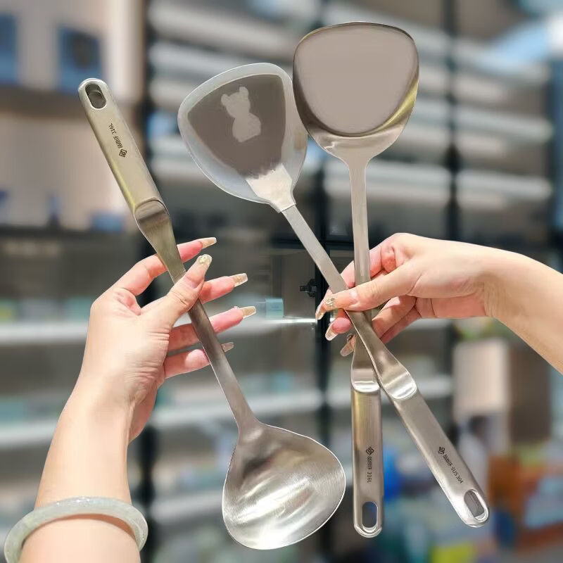 Yonghuan spatula 316 stainless steel cooking spatula household non-stick pot silicone spatula thickened frying spoon kitchen utensil set 316-bright high-end soup spoon