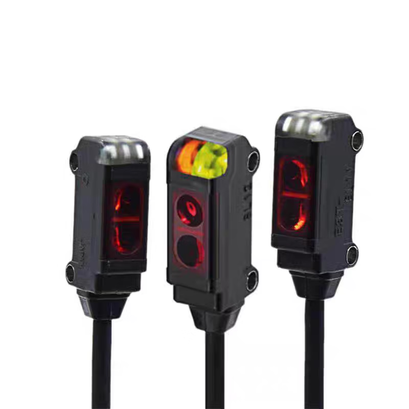 Original photoelectric switch E3T-ST12 ST11 ST22 ST21 FD11 ST13 SL21 SL11 E3T-FT22