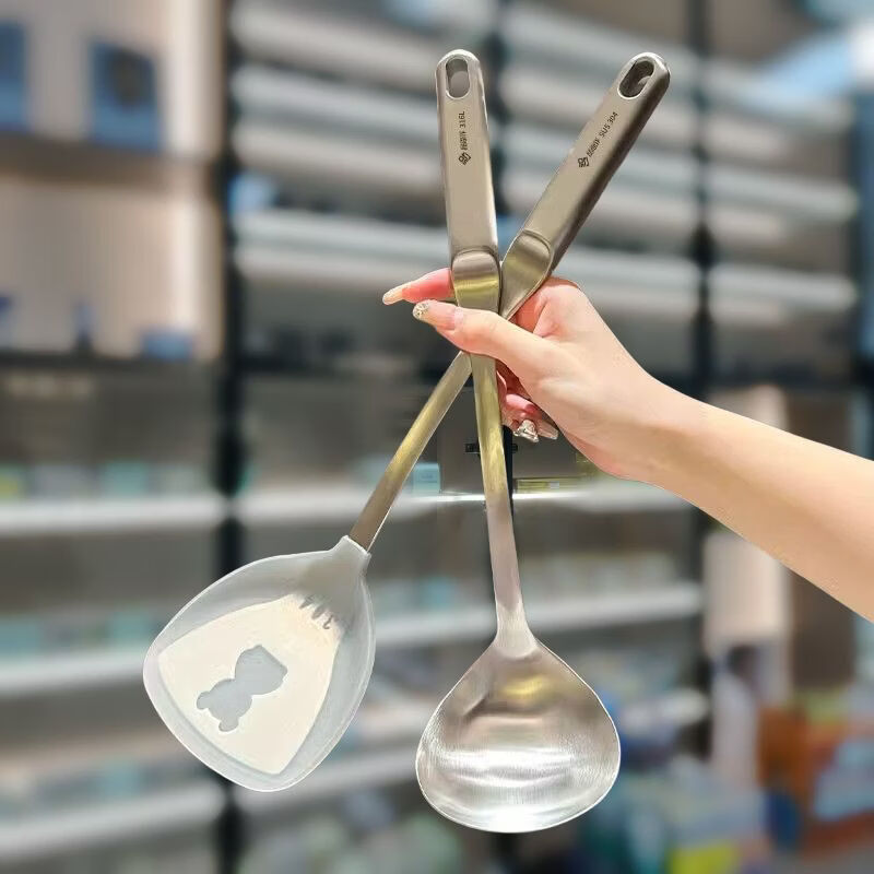 Yonghuan spatula 316 stainless steel cooking spatula household non-stick pot silicone spatula thickened frying spoon kitchen utensil set 316-bright high-end soup spoon