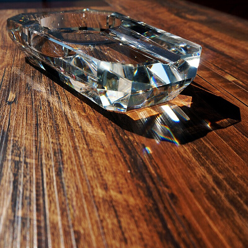 Molson Cigar Ashtray Personalized Creative Fashion Living Room Decoration KTV Artificial Crystal Glass Ashtray Cigar Ashtray