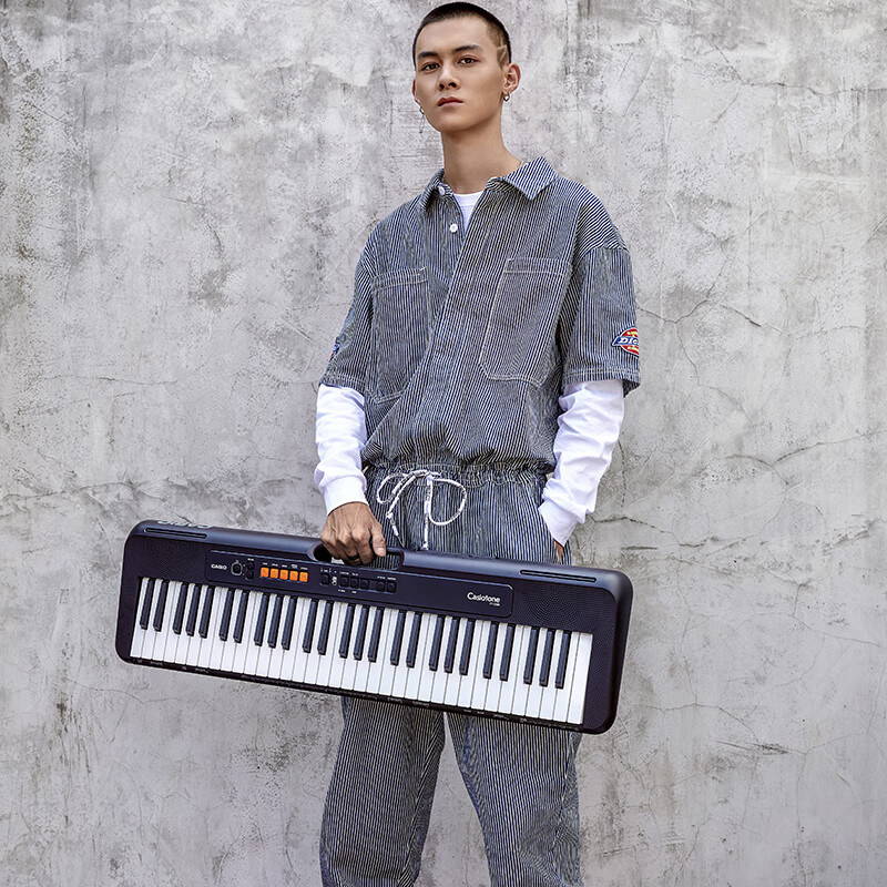 Casio (CASIO) electronic keyboard CTS100 black performance teaching beginner fashion trendy entertainment entry-level 61-key stand-alone model