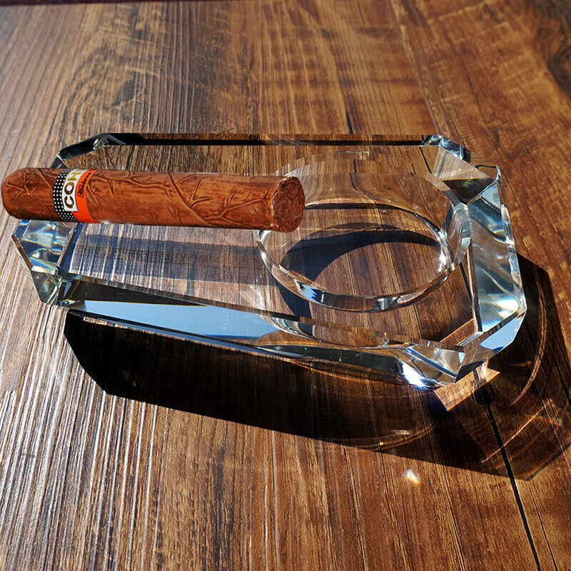 Molson Cigar Ashtray Personalized Creative Fashion Living Room Decoration KTV Artificial Crystal Glass Ashtray Cigar Ashtray
