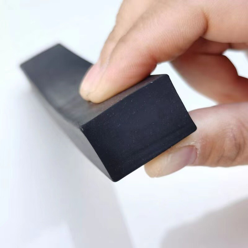 Rubber strip, solid flat strip, square strip, black glass shock-absorbing buffer, anti-slip rubber gasket, hard rubber waterproof marine sealing strip, can be customized, thickness 10mm*width 15mm, 1 meter price
