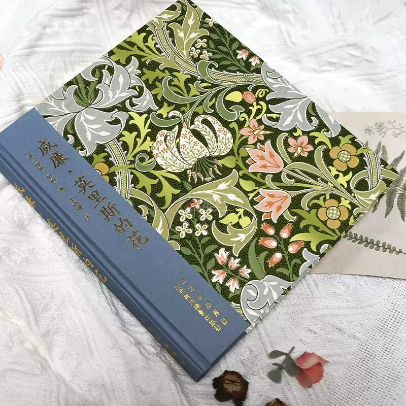 William Morris' Flowers British VA Museum William Morris Pattern Design Painting Collection Plant Copying Painting Album Art Book