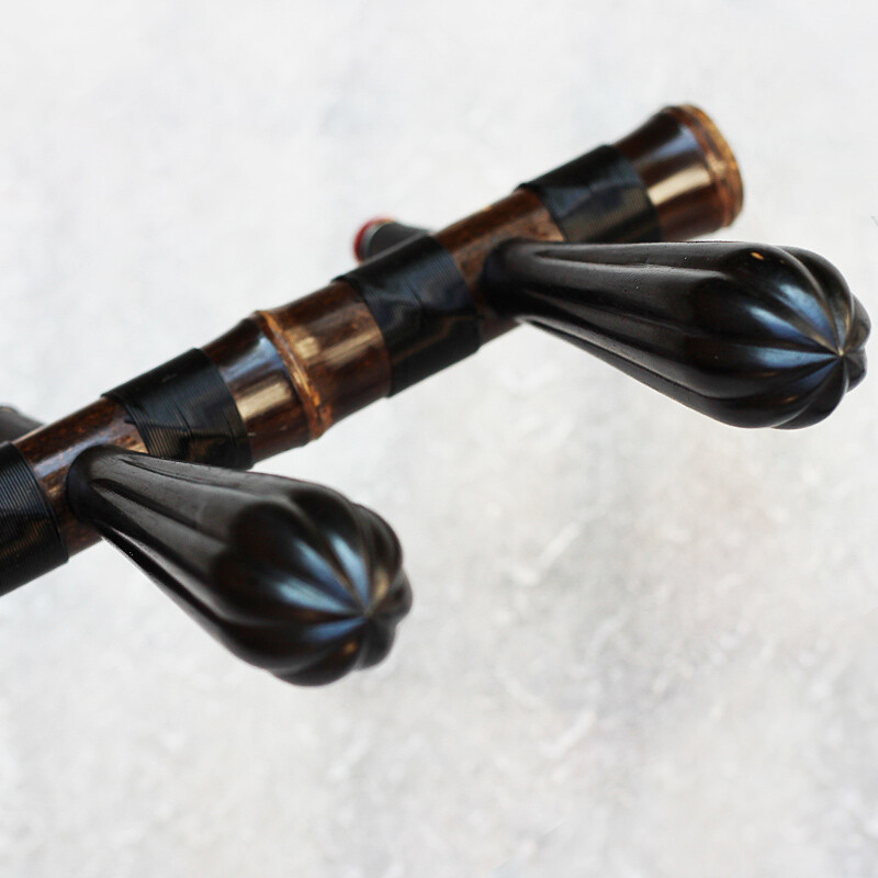 Made by Liu Menghu Liu Menghu's fine ebony shaft old purple bamboo Jinghu professional playing Xipi Erhuang exam stringed Jinghu musical instrument Erhuang Jinghu