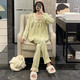 Pyjamas Xiangyaxin pour femmes 2024 Nouveau Jacquard Cotton Spring and Automne Sweet Princess Lace Lace Long Manches Automne et hiver peuvent être portés à l'extérieur des vêtements à domicile 9904 Gray-Blue XL Code 120-130Jin [Jin est égal à 0,5 kg]