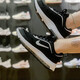 耐克（NIKE）跑步鞋女鞋秋冬季新款AIR MAX CRAZE气垫鞋子轻便运动鞋休闲鞋 CU4870-001黑白 36