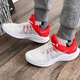 Nike (Nike) zapatos para hombres Zapatos para hombres 2025 zapatos deportivos de verano corre Swift 3 Mesh Road Professional Choque absorbente zapatos casuales Da1105-100 Rojo blanco 41