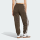 Adidas ADICOLOR TRACK JOGGERS Loose, soft, comfortable and fashionable retro sports knitted sweatpants women brown M