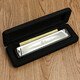 Guoguang Harmonica Japan Import Gong 28 Hole Professional Professional Professional Level High-классная полифоническая полифоническая C-ключа средних лет и пожилые люди 24 Вводной инструмент Harmonica Harmonica Harmonica [Уровень производительности] 24-луночный полифонический F-ключ Matte Black + подарок.
