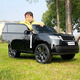 Xingchenhao Land Rover Range Rover Kinder-Elektroauto Allradantrieb mit ferngesteuertem Spielzeugauto kann im Geländewagen sitzen, Kinderwagen für Kinder, weiß poliert, Allradantrieb + Fernbedienung + Schaukel + Ledersitz + weiche Räder