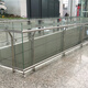 GZ Guo Zheng Villa Balkon Gla -Leitplanke 304 Edelstahltechnik Säulen U -Bahn Mall Outdoor Treppe Handlauf 60*8 Feststoffstahlplatte 1050 High Einsäule