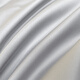 In Anlehnung an den natürlichen, leichten Luxus-Stil, 60-fädig, langstapelige Baumwolle, vierteiliges Set, reiner Baumwollsatin, bestickter Bettbezug, Spannbetttuch, hochwertige Bettwäsche, Haze Silver, 1,8 m Bettlaken, vierteiliges Set (Bettbezug 200 x 230 cm)