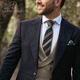 T / vingt-vingt costume rétro britannique Tie à la glissière sans nœud Men sans nœud Force Business College Style Silk vert à rayures paresseux [Tie + serviette de poche + clip de cravate] Ensemble 683