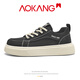 Aokang zapatos para hombres verano 2025 Nuevos zapatos de mesa versátiles de altura transpirable para los hombres de lienzo casual de suela gruesa para hombres para hombres negros negros negros 40 40
