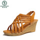 Pájaro carpintero 2025 Summer coreano NUEVO estilo Tacón de pescado Sandalias romanas y pastel de esponja Suele grues