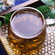Béjing Tongrentang Matière Niveau Nice Eucommia Thé feuille trempée dans l'eau et boire du thé à feuilles eucommia 500G peut être jumelé avec du gynostemum Robu Ma Tea [grand pot] [4 Jar] Eucommia Leaf (Qingqianliu) 250G * 4