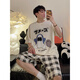 Kangduomi Pure Cotton Herren Pyjamas Drei-teilige Kurzarm-Shorts Hose Frühling und Sommer Runder Baumwoll-Hals-Cartoon Hai Drei-Student TFN [Drei-teiliger Set] A5012 Dingdang Cat l Männer [100-120jin [Jin gleich 0,5 kg]]]