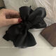 The big bow is very conspicuous_Satin black hair shark clip women's hair clip with multiple hair clips on the back of the head hair clip ins black big bow clip single pack