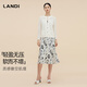 Blue Ground [Dan Ren Wardrobe] Landi Camellia White Relief Hollow Round Collard Jacket Top pour les femmes 2025 Début d'automne Nouveau produit Camellia Blu-White M