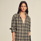 付智恩  英伦格调 复古宽松羊毛棉混纺盐缩磨毛工艺落肩格子衬衫女 松灰格 S
