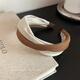 Morning Star Retro Coffee Color Twist Headband 2025 New Hair Cave Headband Hairpin Girls High-end Western Style Fashionable Hairband White Brown Spliced Hairband