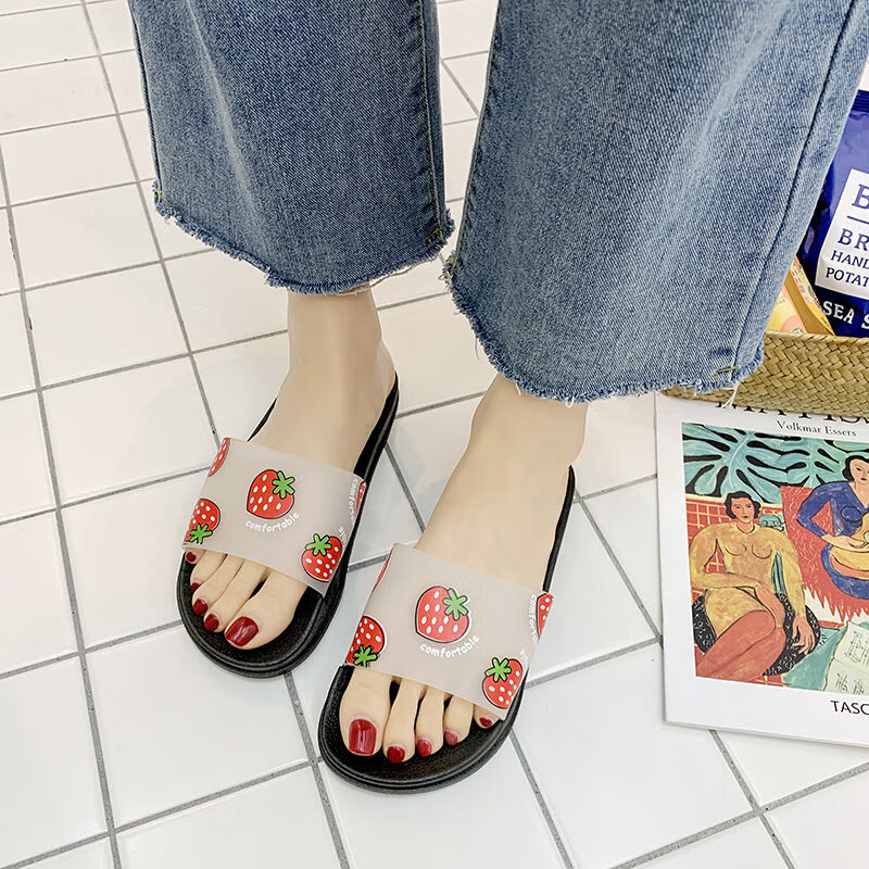 卡通凉拖鞋少女家用夏天可爱动物防滑室内外夏季浴室拖鞋外穿 2020黑底水果#草莓 24-25